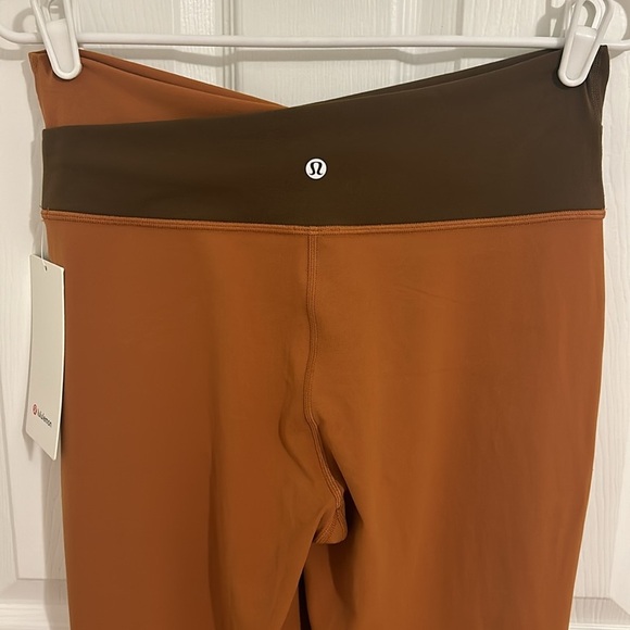 Lululemon Throwback Colorblock Astro Pant Legging NWT Size 10 - Picture 8 of 11